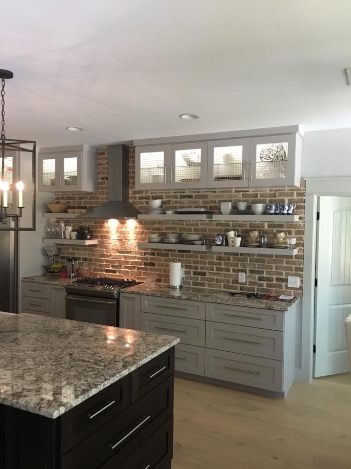 Old Chicago - Thin Brick Backsplash